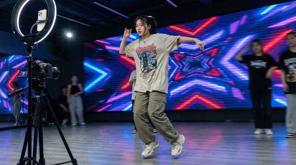 小马拉大车舞蹈视频